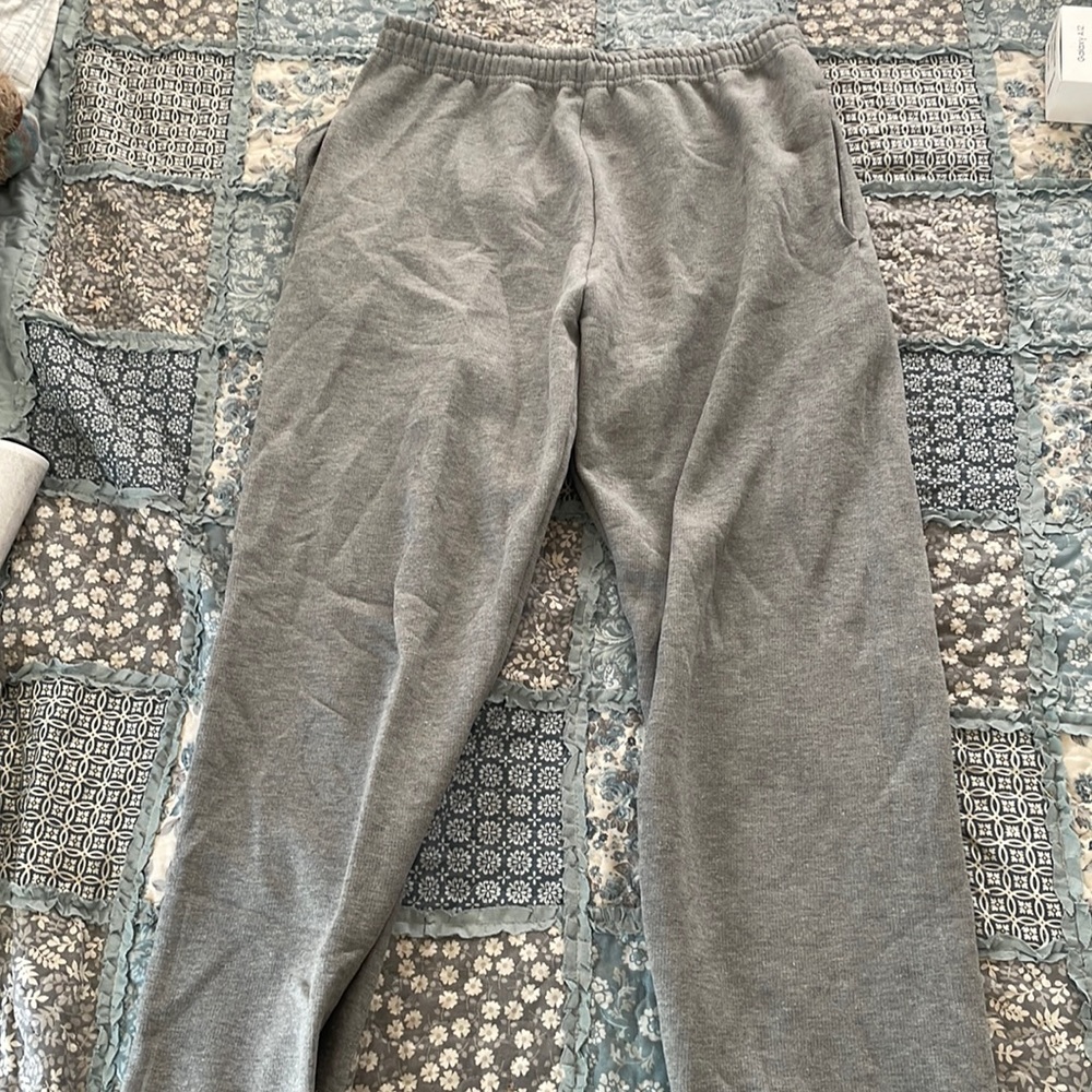 Mens grey medium cuffed cotton sweatpants!